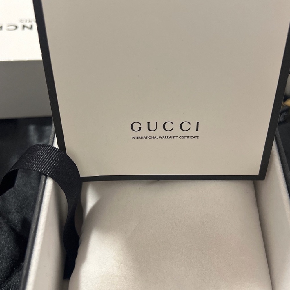Gucci Tiger Dive Watch - Picture 2 of 6
